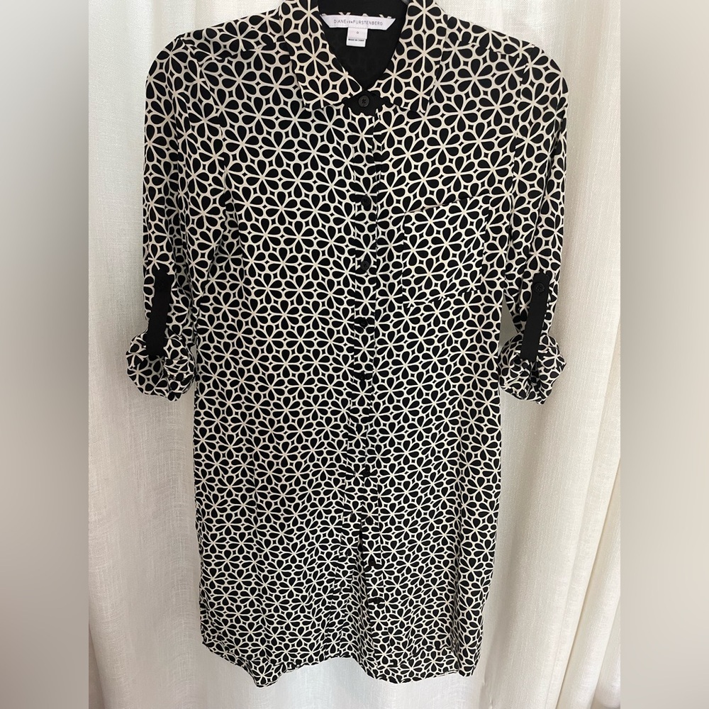 Diane Von Furstenberg Women's Black White Floral Button-Up Shirt Dress Size‎ 0 - Picture 2 of 5
